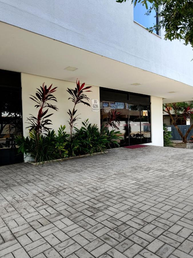 103 Hotel & Flats Palmas  Exterior photo